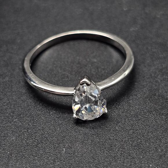 NVC Pear Cut CZ Ring Size 8 Silver Plated Band Tear Drop - Picture 7 of 10